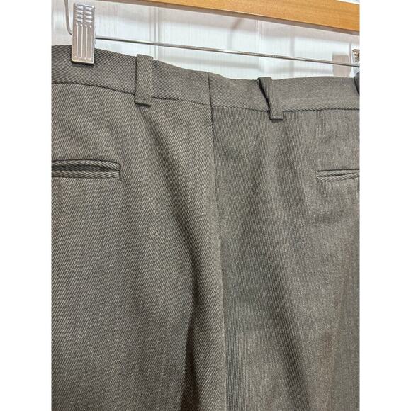 LL Bean Mens Dress Pants Pockets Professional Khaki Color - Picture 6 of 9